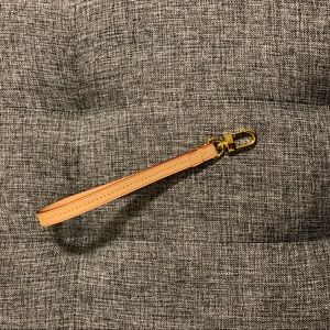 Vachetta Leather Wristlet Strap for LV Items